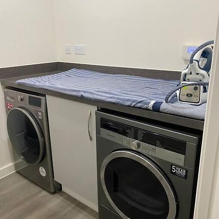 4-Room Detached Furnished Home With Parking Leicester Eksteriør bilde